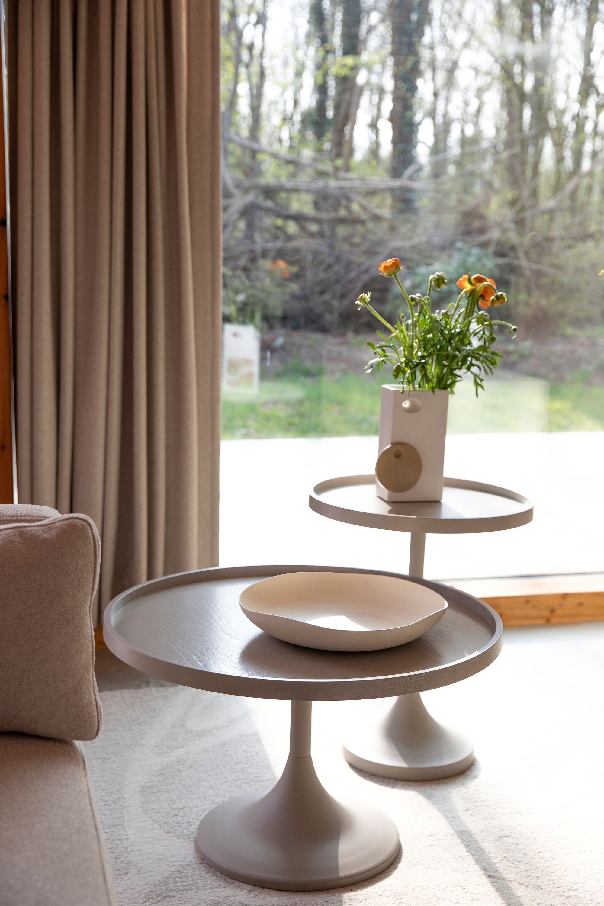 Zuiver Jason Beige Steel Round Coffee Table